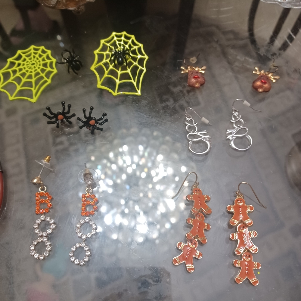 Festive Halloween and Christmas Earrings Set